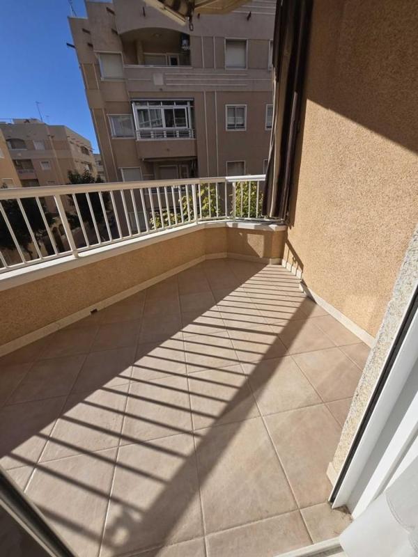 Venta de piso en Calle Nou d'Octubre, Guardamar del Segura
 photo 3