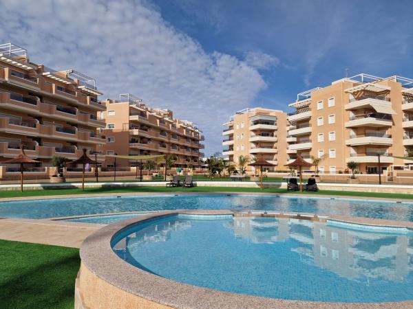 Venta de piso en Plaza el Xiprer, Guardamar del Segura
 photo 2