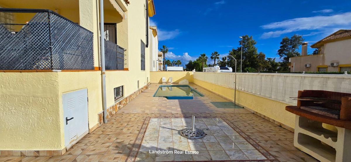 Продажа отдельного шале в Calle la Margarida, 47, Гуардамар-дель-Сегура photo 5