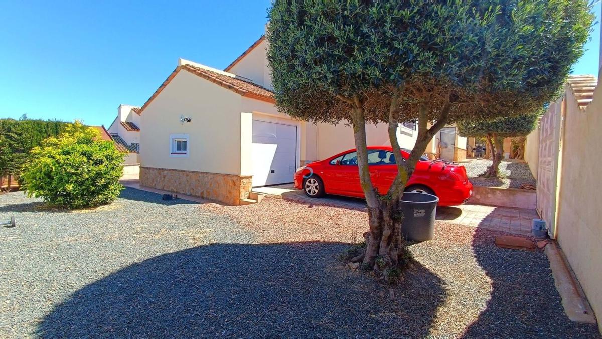 Venta de chalet independiente en Jacarilla, Jacarilla
 photo 2