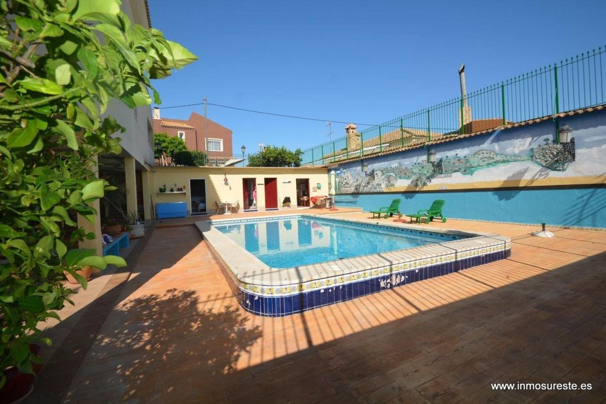 Venta de chalet independiente en Jacarilla, Jacarilla
 photo 2