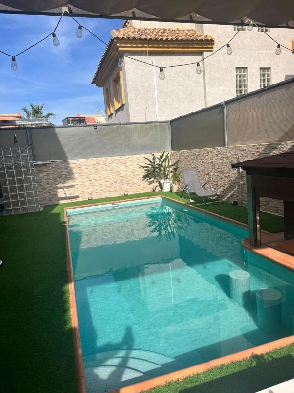 Venta de chalet adosado en Calle Zurbaran s/n , Los Montesinos photo 2