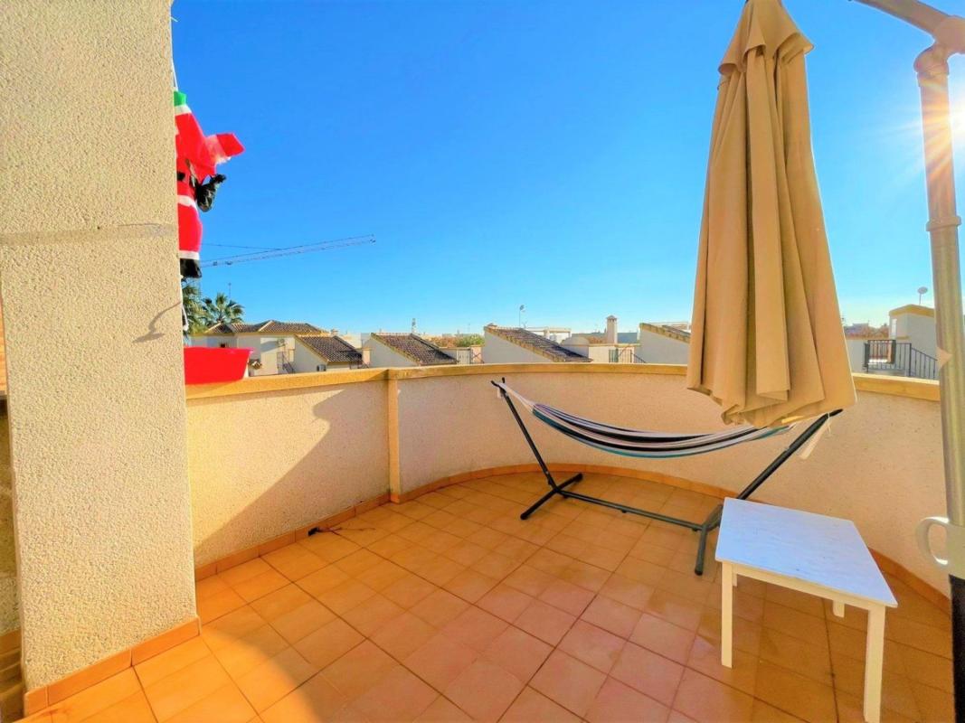 Venta de chalet independiente en Calle Romero, 34, Los Montesinos
 photo 4