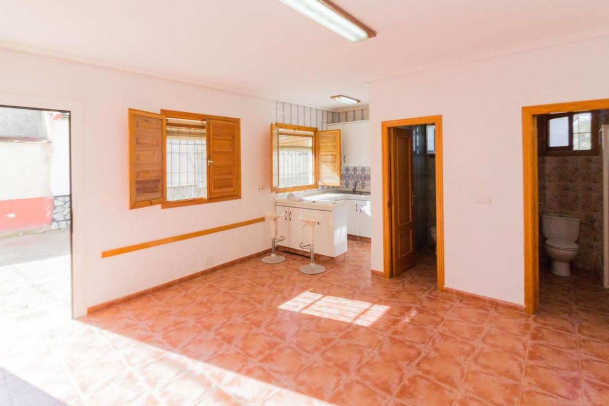 Sale of independent chalet in Calle Paraje el Mansegal, Orihuela
 photo 2
