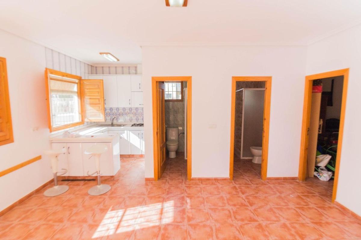 Sale of independent chalet in Calle Paraje el Mansegal, Orihuela
 photo 4