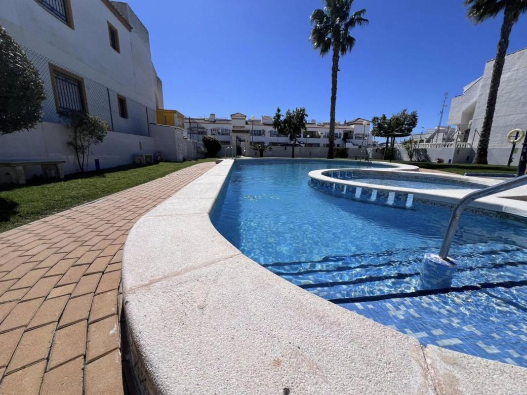 Venta de piso en Calle Ciruelo, Orihuela
 photo 2