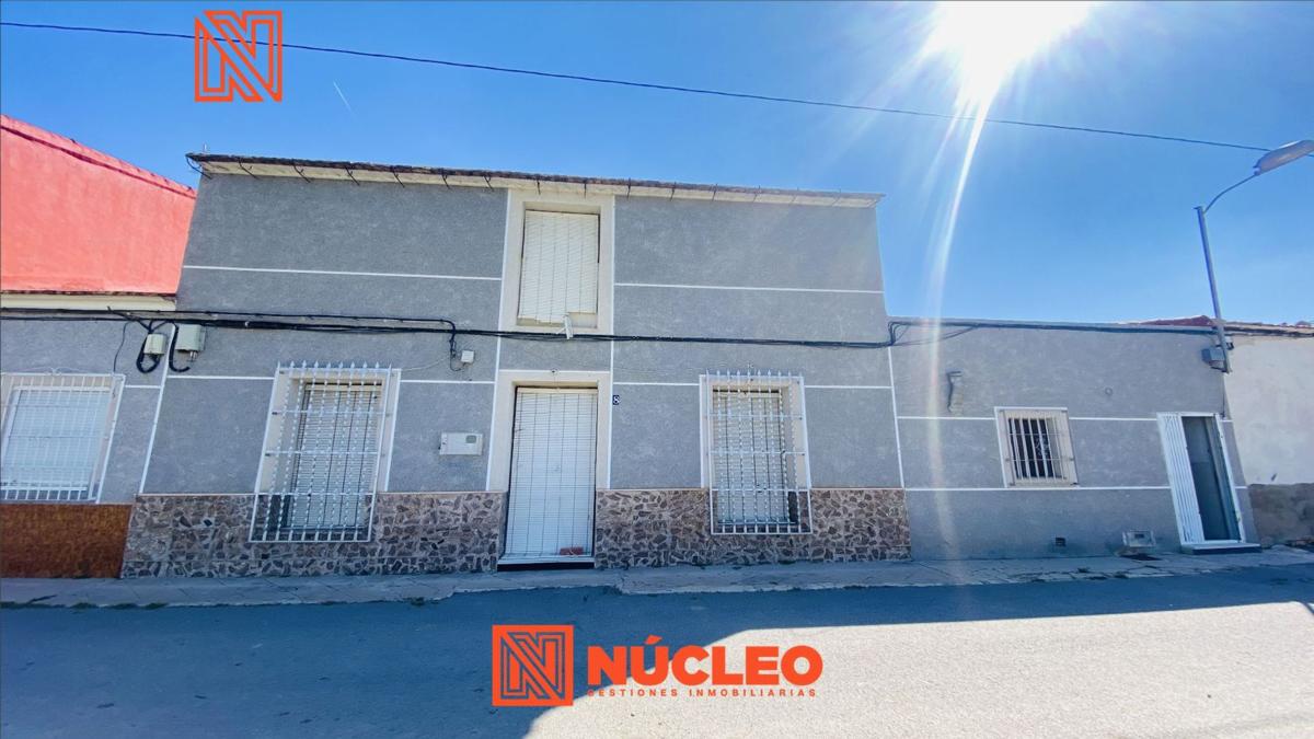 Propiedades en venta y alquiler en España photo 1