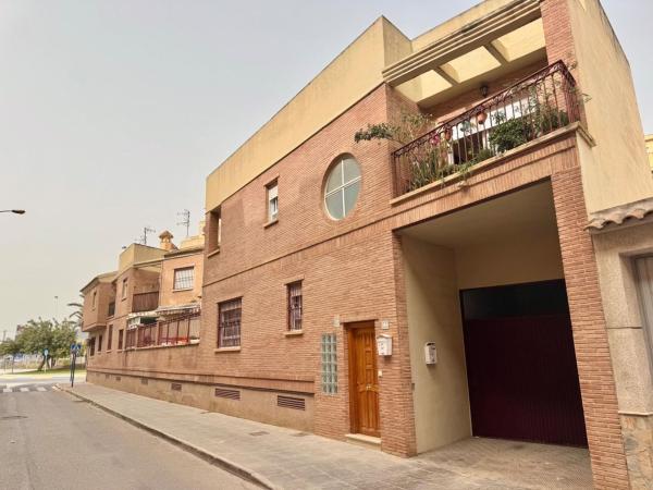 Casa independiente en calle Monseñor Espinosa, 6 photo 1