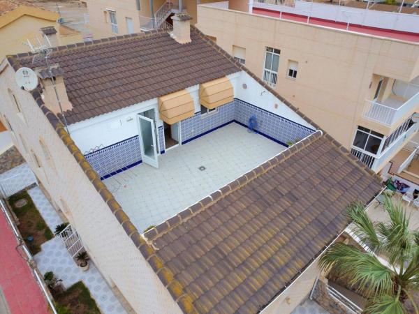 Casa independiente en calle San Juan thumbnail 2