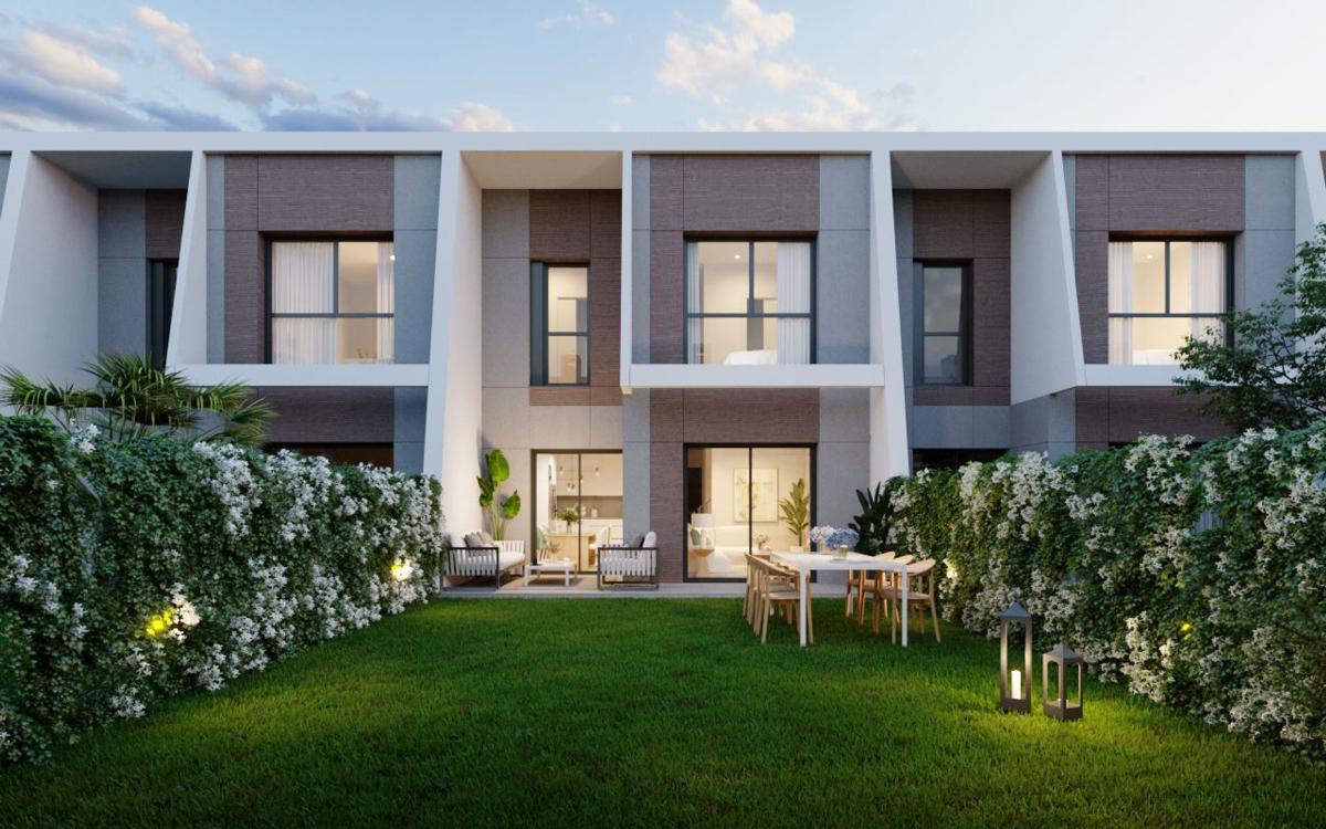 Venta de chalet adosado en Calle SECTOR SR5 s/n , Brunete photo 1