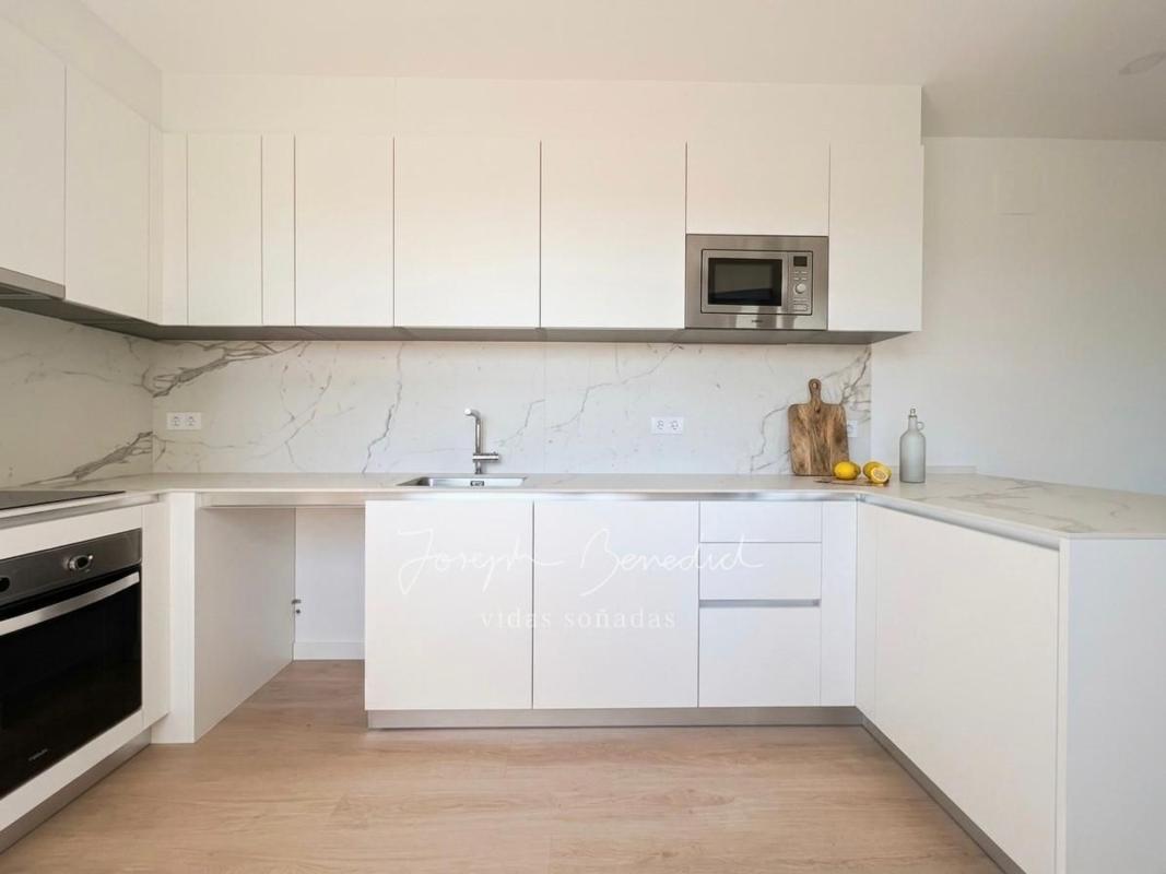 Venta de piso en de Castelldefels, 135, Gavà
photo 2