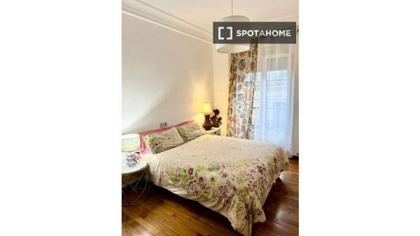 Apartment for rent in , San Sebastián thumbnail 2