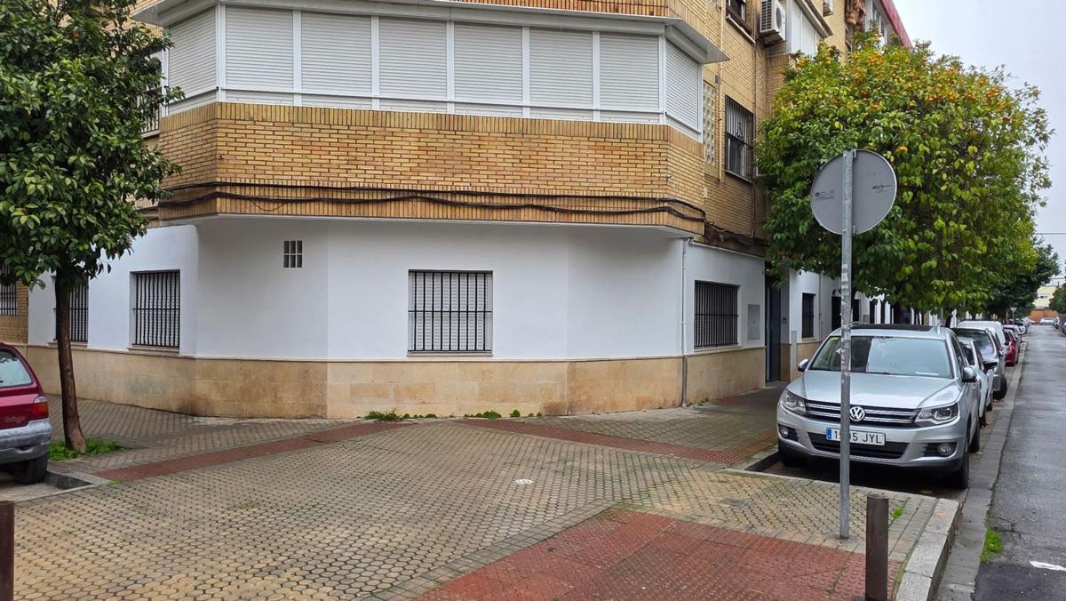 Продажа квартиры на Calle Melchor Gallegos, 1, Севилья
photo 2