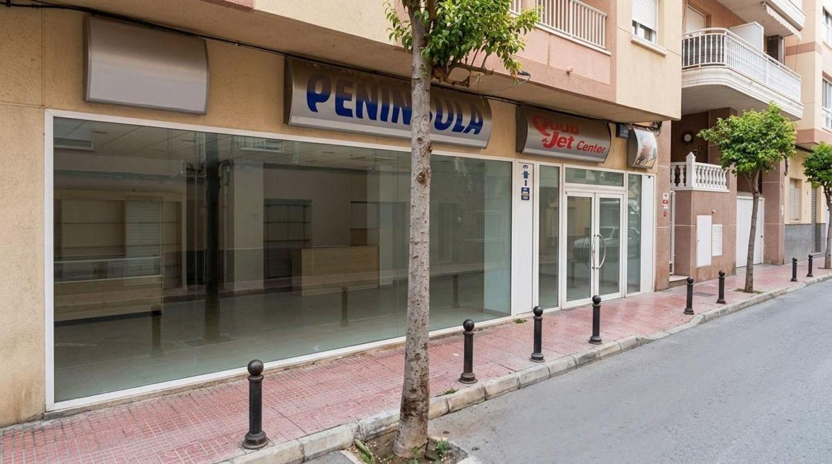 Propiedades en venta y alquiler en España photo 1