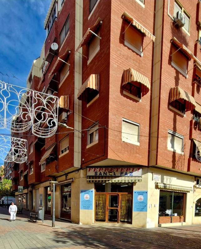 Propiedades en venta y alquiler en España photo 2