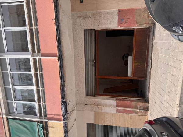 Local en calle Cuatretondeta, 3 thumbnail 1