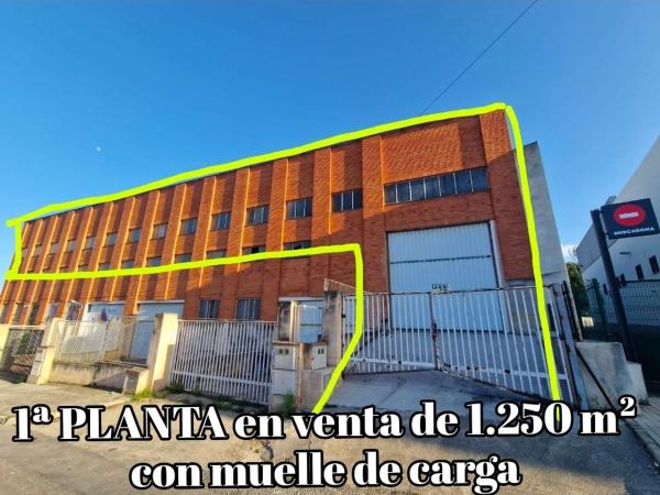 Nave en calle 2, 2 photo 1