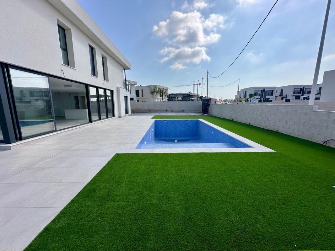 Obra nueva Villa Miró en Gran Alacant (Revista) photo 4