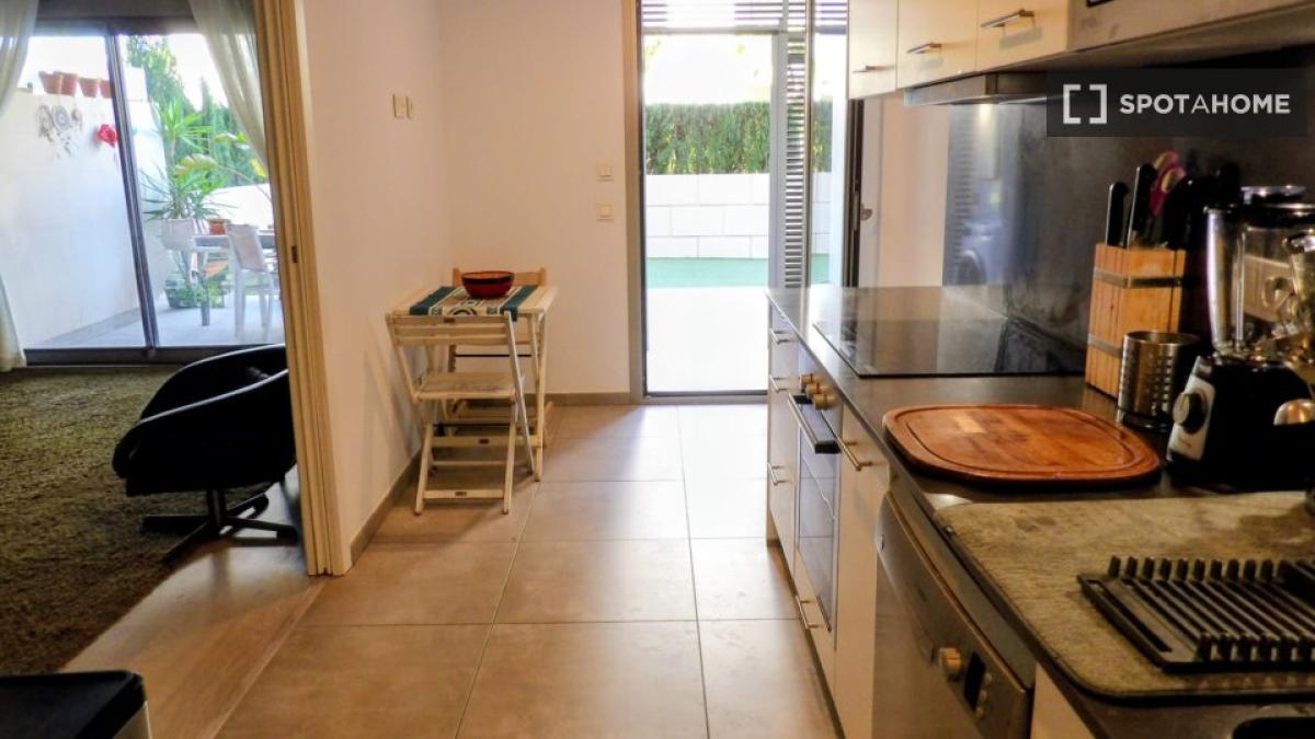 Properties for sale and rent in Spain photo 4