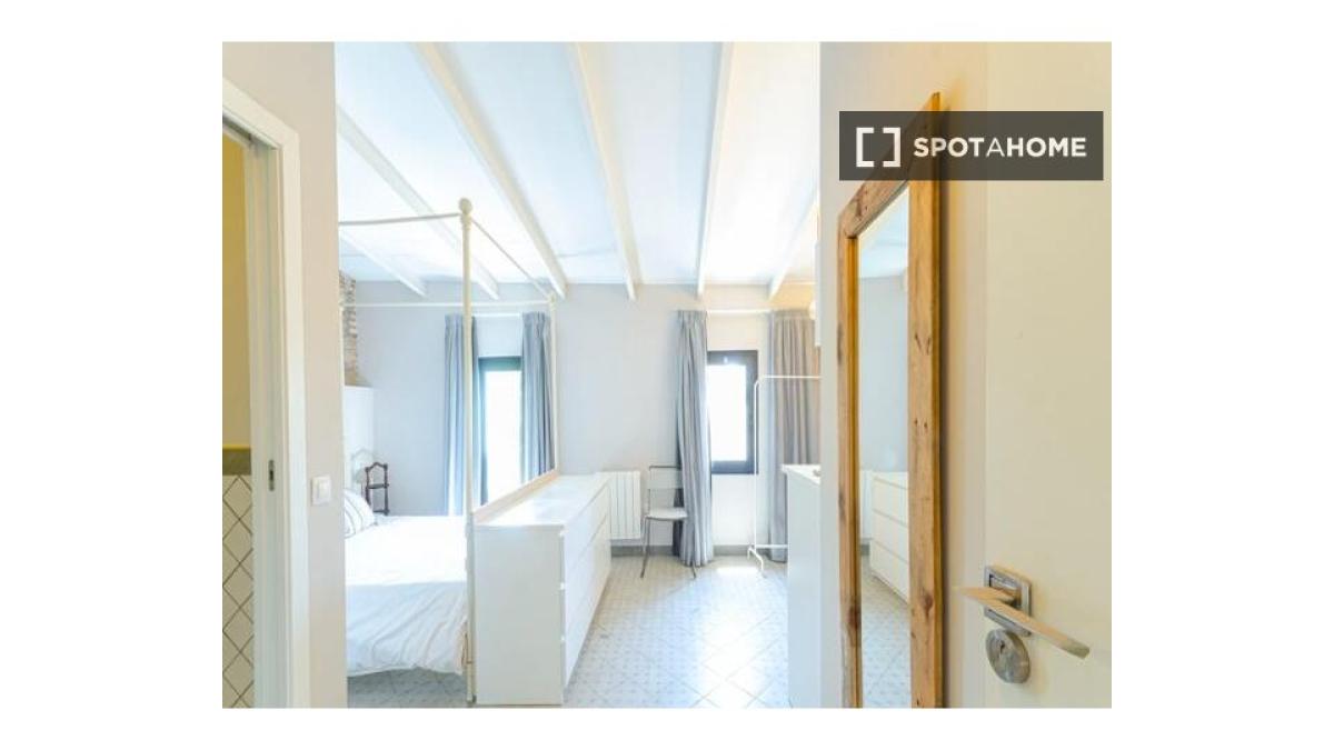 Properties for sale and rent in Spain photo 2