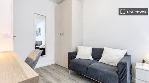 Habitación en piso compartido en Getafe photo 4
