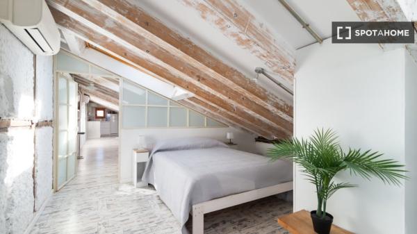 Apartment for rent in  Calle de Carretas , Madrid photo 4