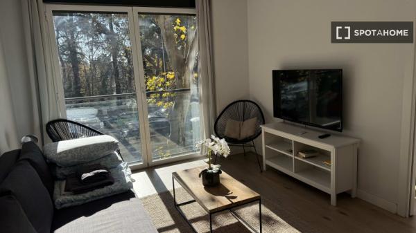 Apartment for rent in  Cta. de San Vicente , Madrid photo 4