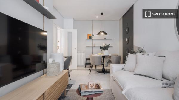 Apartment for rent in Calle de la Farmacia , Madrid thumbnail 1