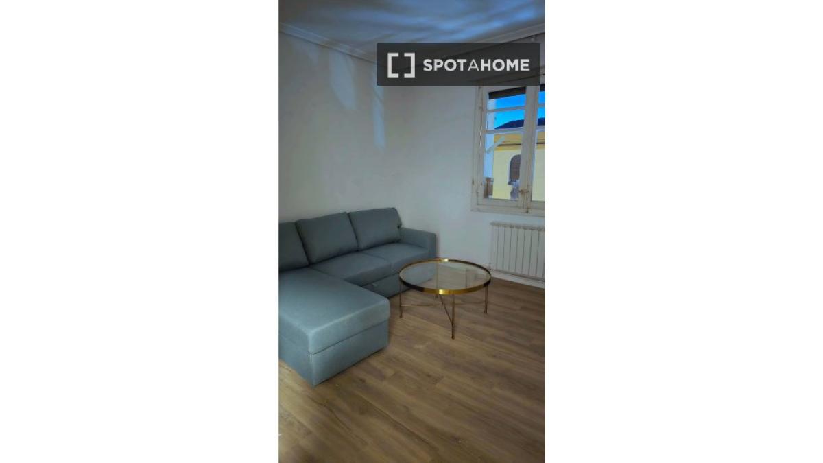 Nieruchomości na sprzedaż i do wynajęcia w Hiszpanii photo 2