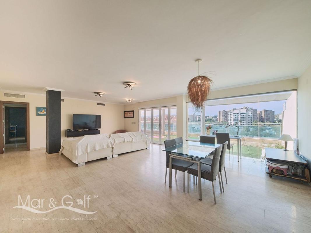 Penthouse sale in Barrio Garbinet - Parque de las Avenidas, Alicante photo 3