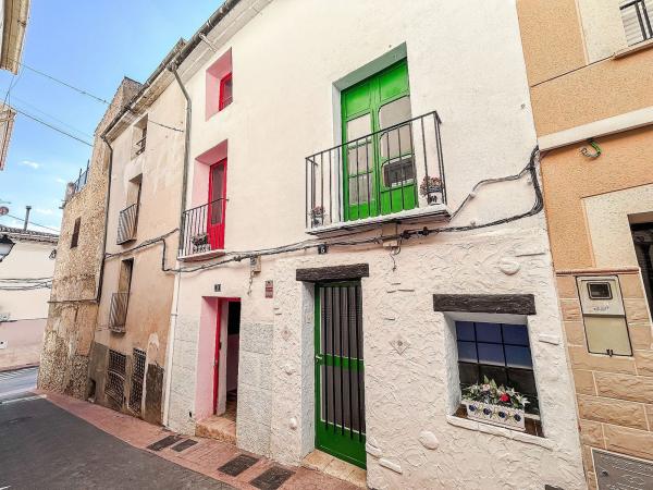 Chalet adosado en calle Bisbe photo 1