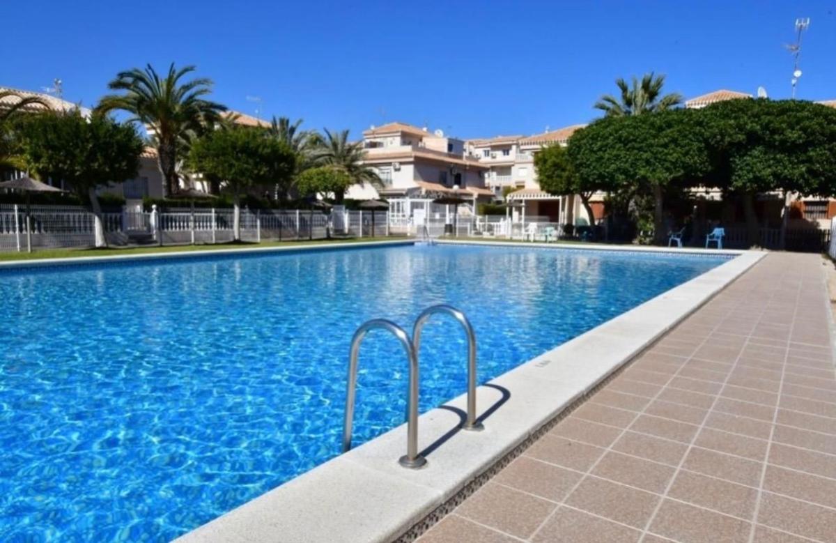 Venta de chalet independiente en Calle Pintor Ribera, Orihuela
photo 1