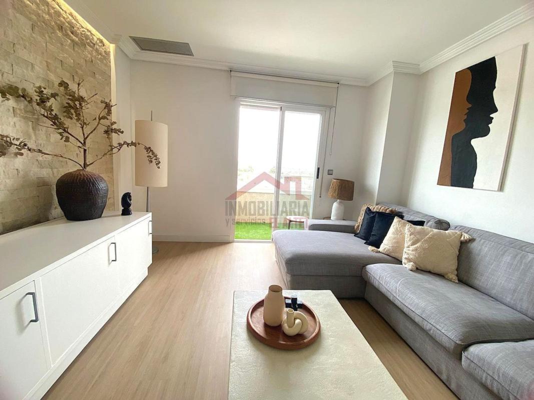 Venta de piso en Calle Alfredo Sánchez Torres, Elche / Elx
photo 4