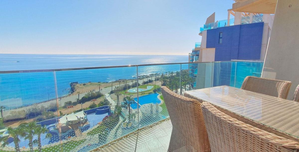 Sale of apartment in Calle Mar Llana, Torrevieja
 photo 4