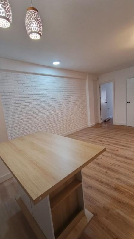 Sale of apartment in Calle Maldonado, Torrevieja
 photo 2
