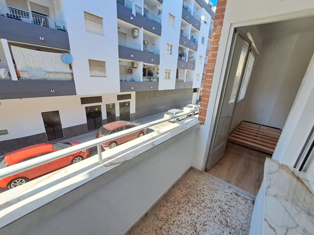 Sale of apartment in Calle Maldonado, Torrevieja
 photo 5
