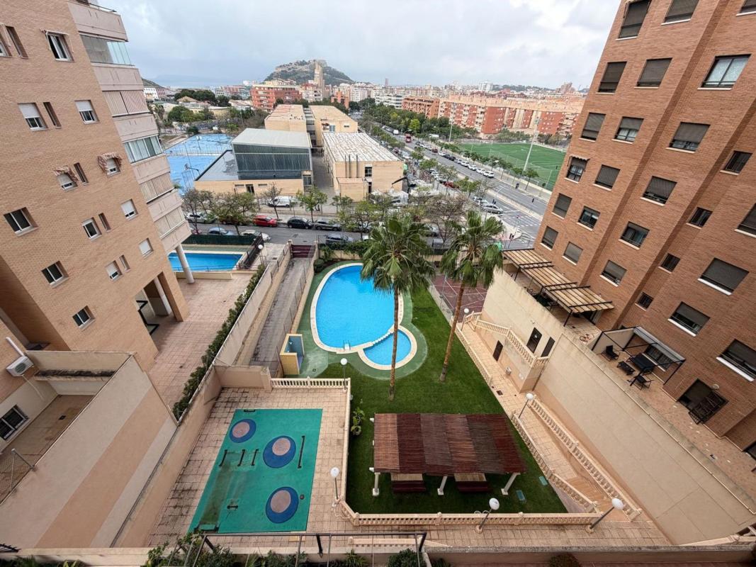 Sale of apartment in Barrio Garbinet - Parque de las Avenidas, Alicante
photo 2