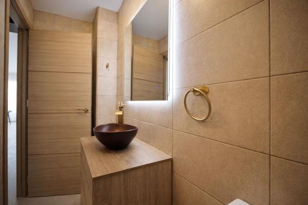 Venta de piso en Barrio Reina Victoria-Miguel Hernández, Elche / Elx
photo 1