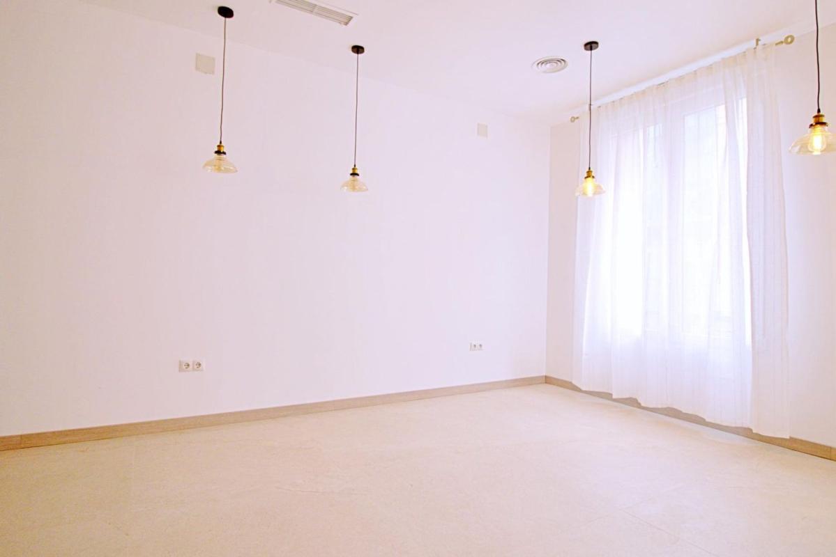 Venta de piso en Barrio Reina Victoria-Miguel Hernández, Elche / Elx
 photo 3