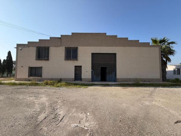 Nave en Tamarit - Playa Lissa photo 1