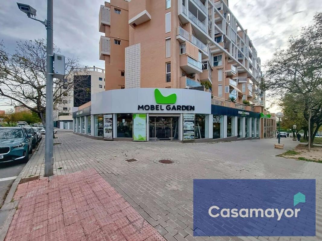 Propiedades en venta y alquiler en España photo 1