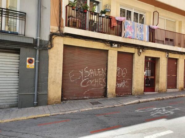 Local en Barrio Carolinas Bajas photo 1