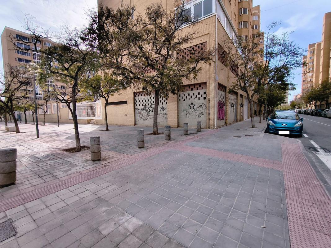 Properties for sale and rent in Spain photo 1