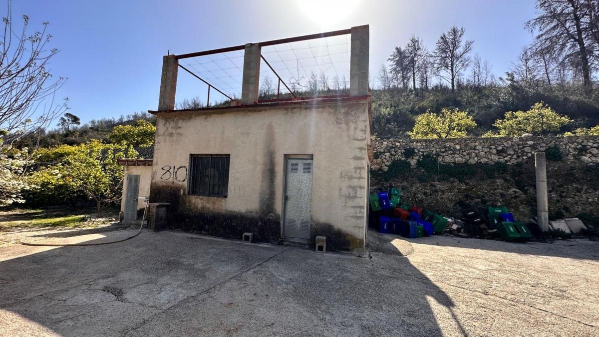 Terreno en venta en Adsubia, Alicante photo 1