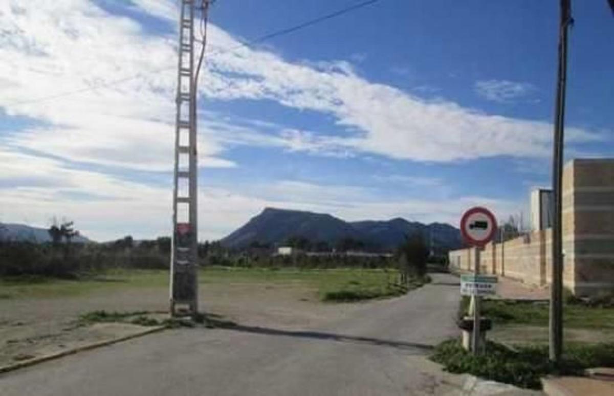 Terreno en venta en Banyeres de Mariola, Alicante photo 5
