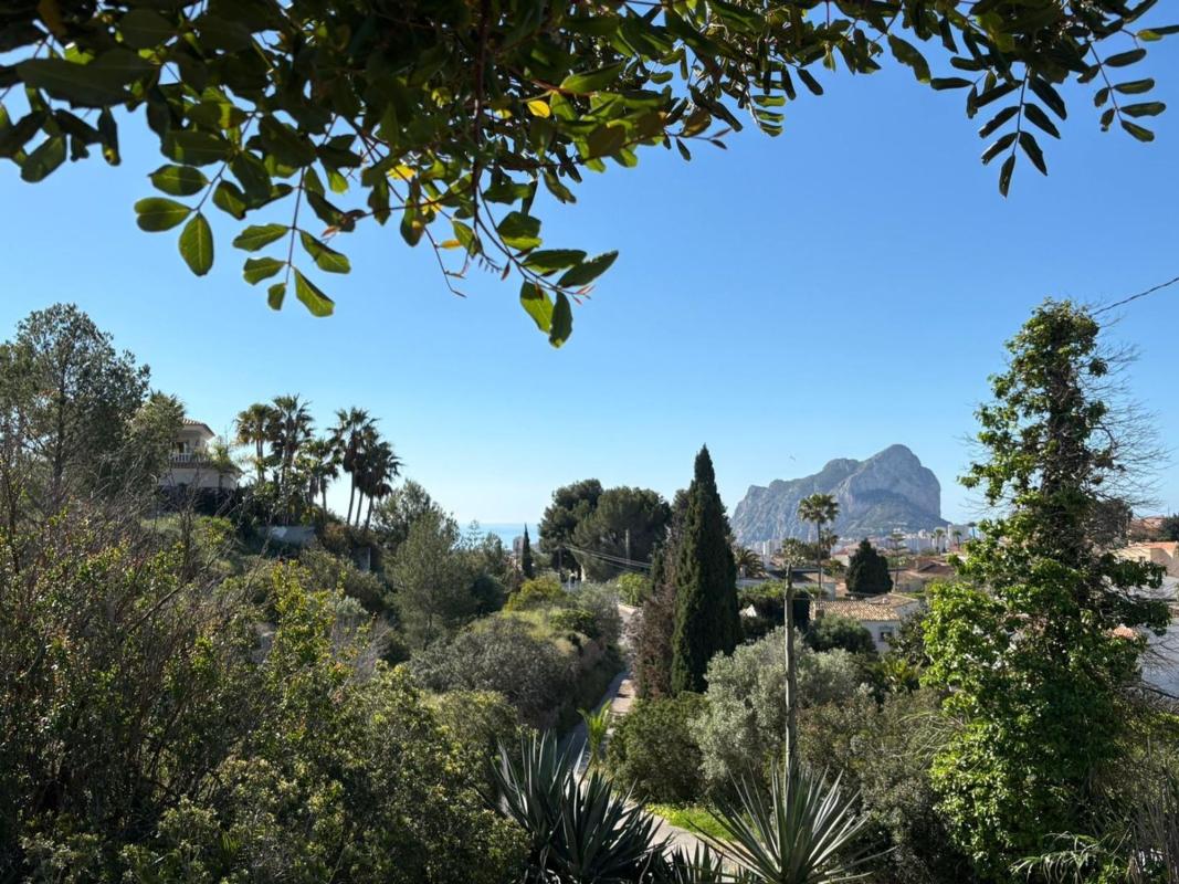Terreno en venta en Calpe, Alicante photo 1
