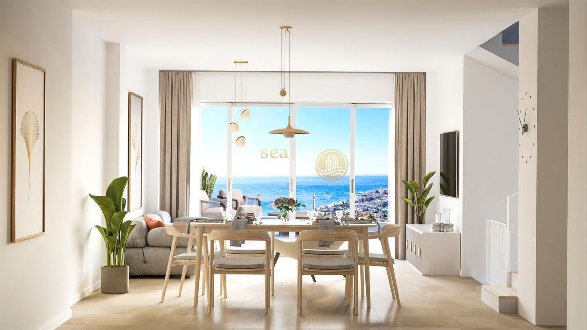 Sale of townhouse in Chalet adosado en Calle Elena Martin Vivaldi, 1, El Peñoncillo, Torrox , Torrox photo 4