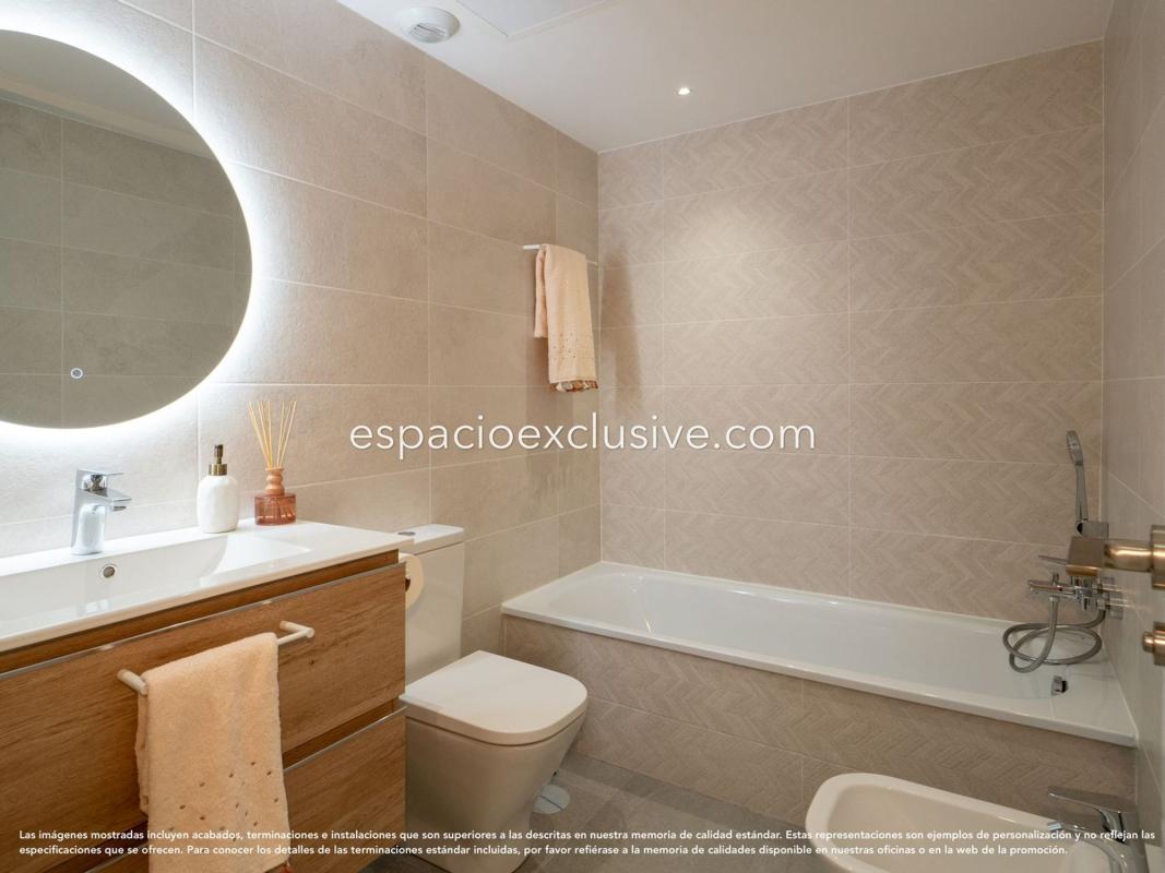 Venta de chalet adosado en  Chalet pareado en Avenida De China, 27, Pizarrillo - El Retiro, Málaga , Málaga photo 2