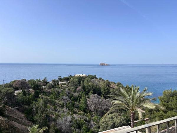 Продажа квартиры на Piso en Calle Sierra Dorada, 19, Zona Sierra Helada, Benidorm, Бенидорм
 photo 1