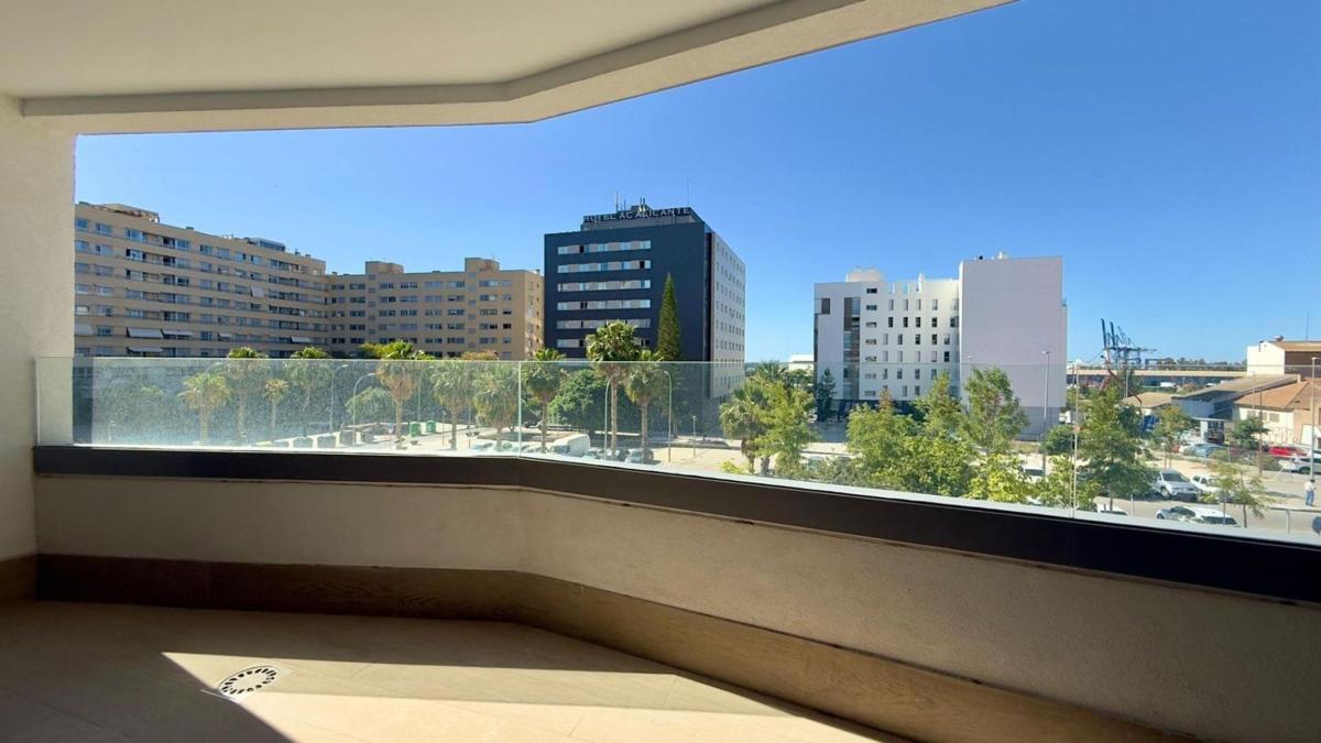 Venta de piso en Piso en Avenida Cat Soler, Benalúa, Alicante / Alacant, Alicante / Alacant
photo 3